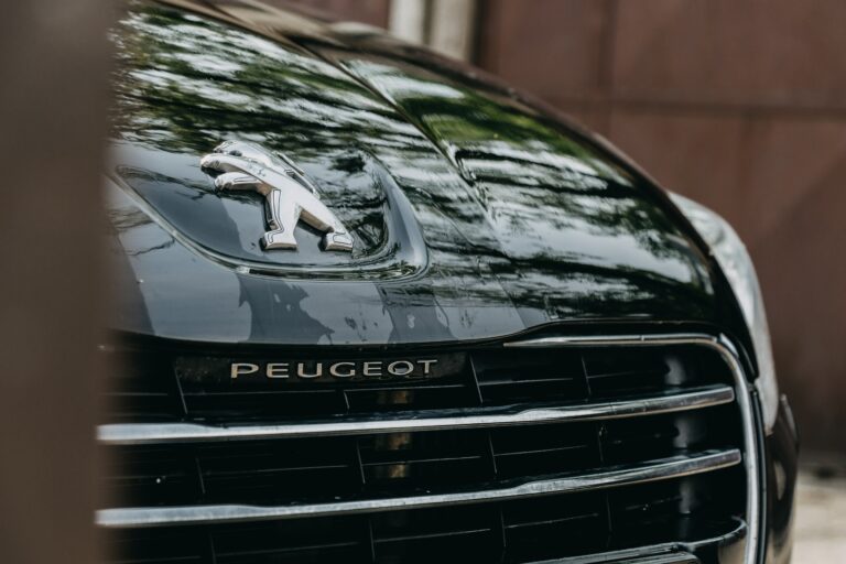 Peugeot 308 – Opět příjemný podvozek, první jízda