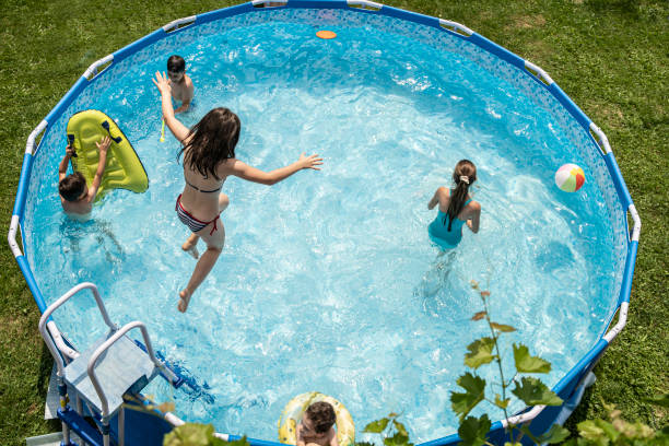 Už máte bazén, který vám pomůže překonat horké letní dny?